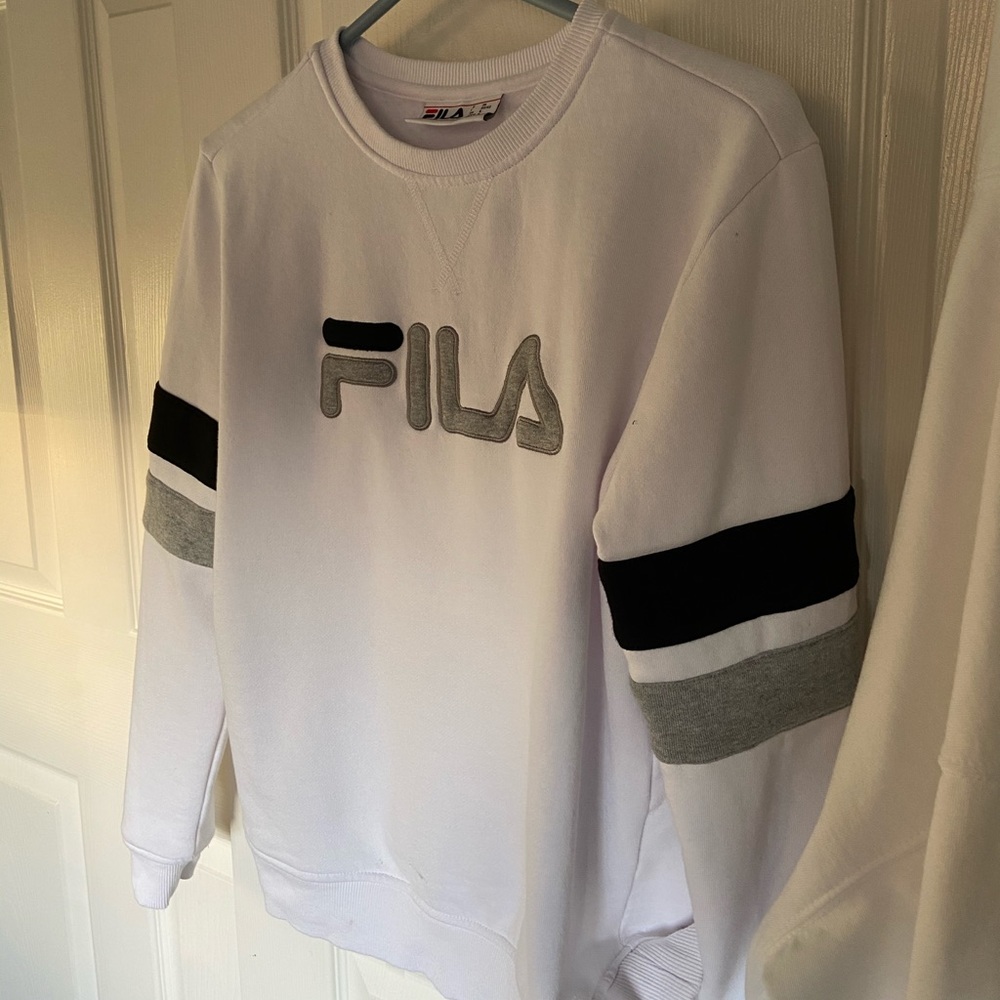 VINTAGE FILA CREWNECK